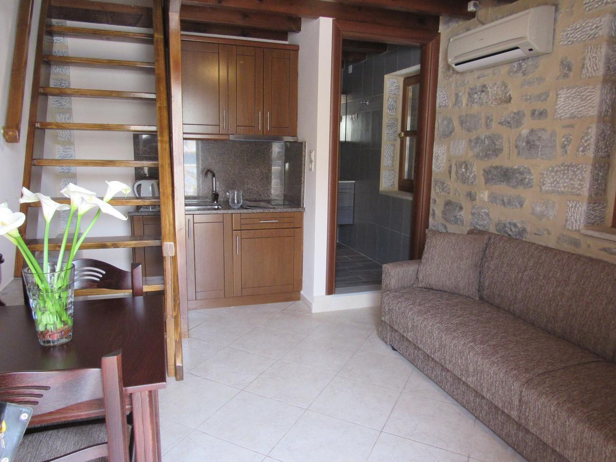 Apartamento Kyrimi Yerolimin Exterior foto