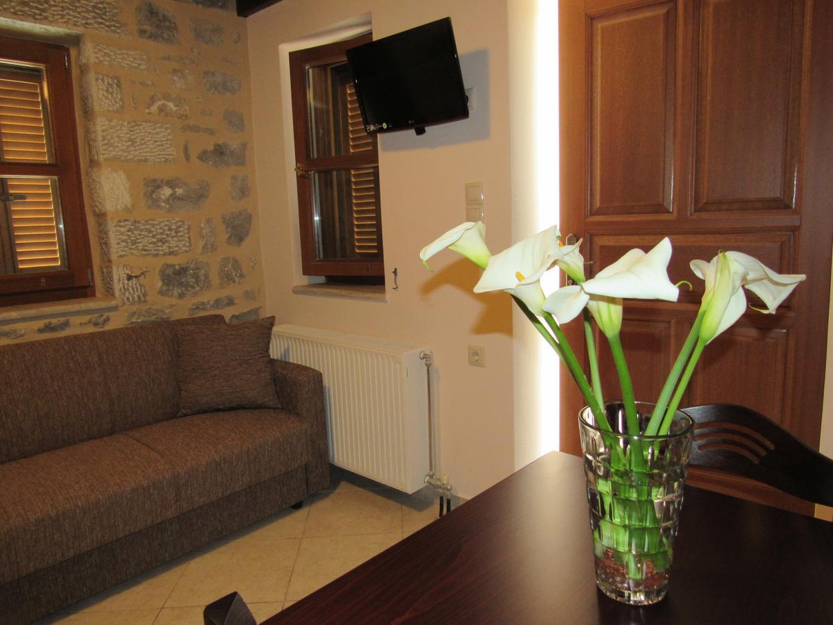 Apartamento Kyrimi Yerolimin Exterior foto