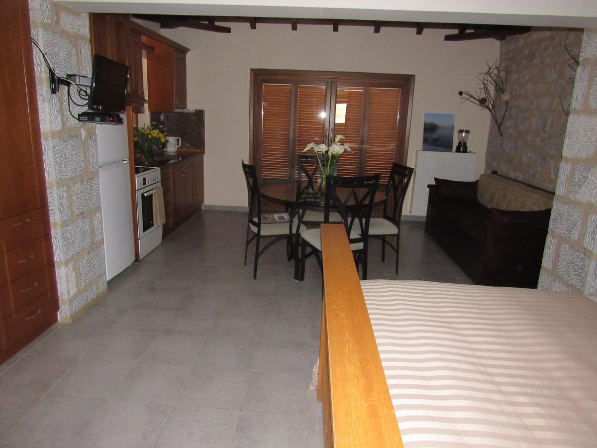 Apartamento Kyrimi Yerolimin Exterior foto
