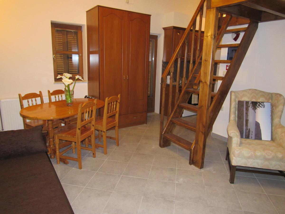 Apartamento Kyrimi Yerolimin Exterior foto