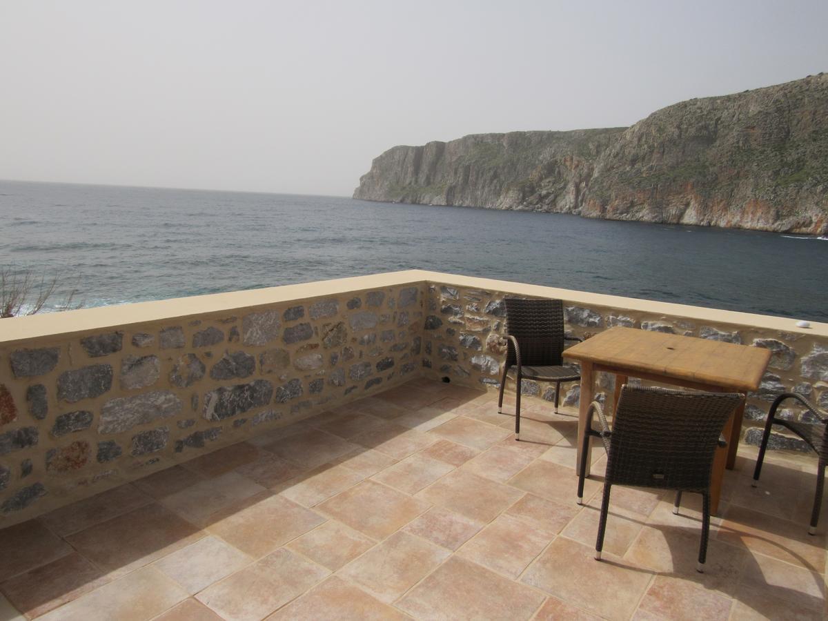 Apartamento Kyrimi Yerolimin Exterior foto