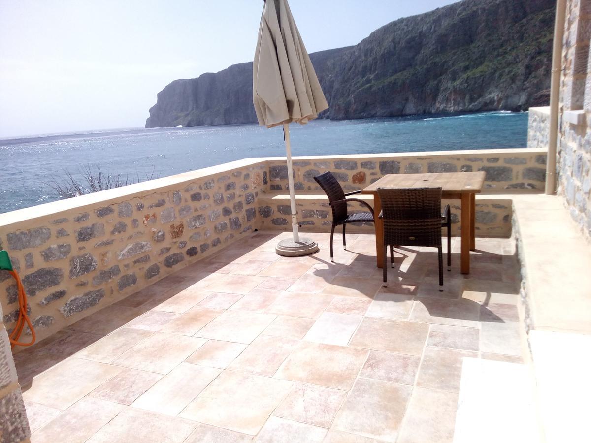 Apartamento Kyrimi Yerolimin Exterior foto